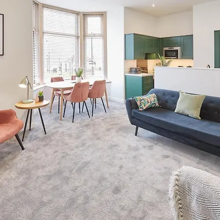 Apartment Host & - View