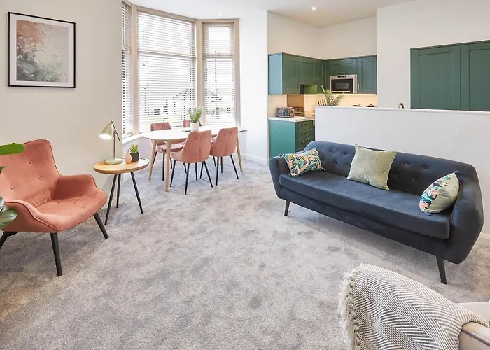 Lägenhet Host & - View